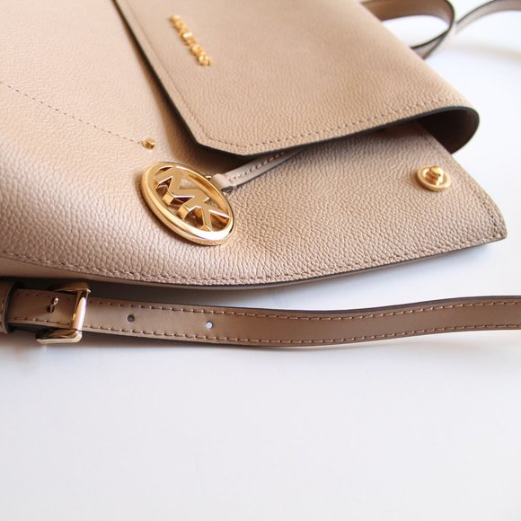 Michael Kors Hayes Leather Backpack Bisque Authentic - Picture 4 of 8